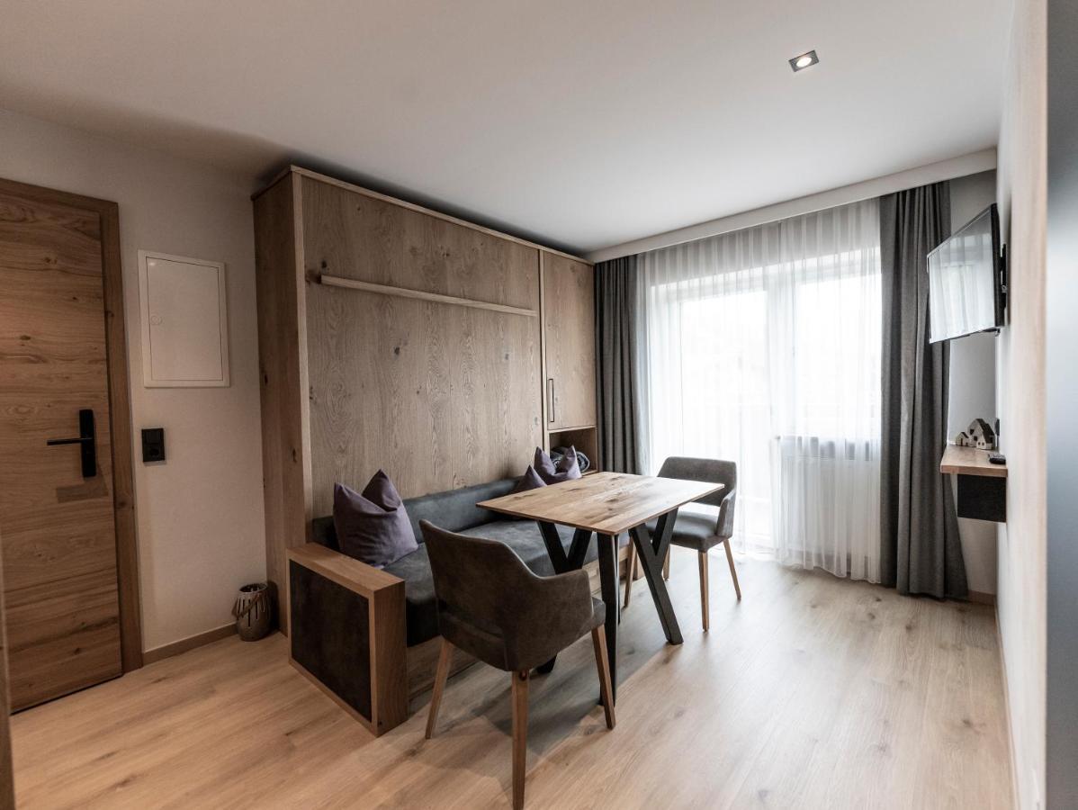 Frau Gans - Pure Mountain Apartments Saalbach Exterior foto