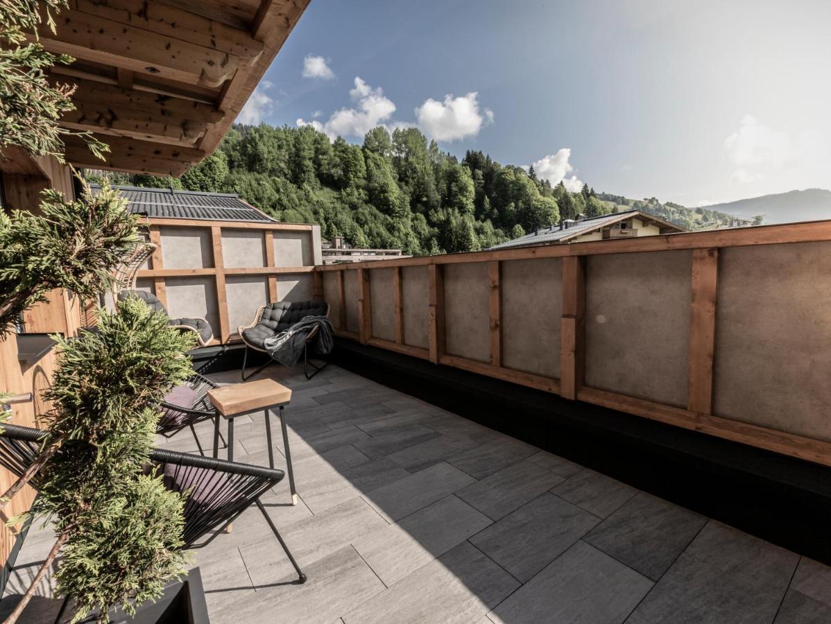 Frau Gans - Pure Mountain Apartments Saalbach Exterior foto