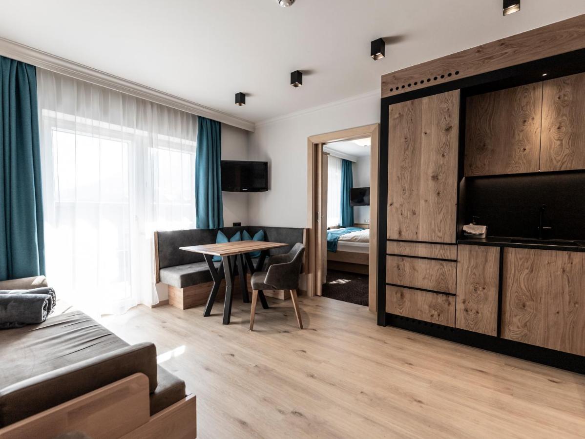 Frau Gans - Pure Mountain Apartments Saalbach Exterior foto